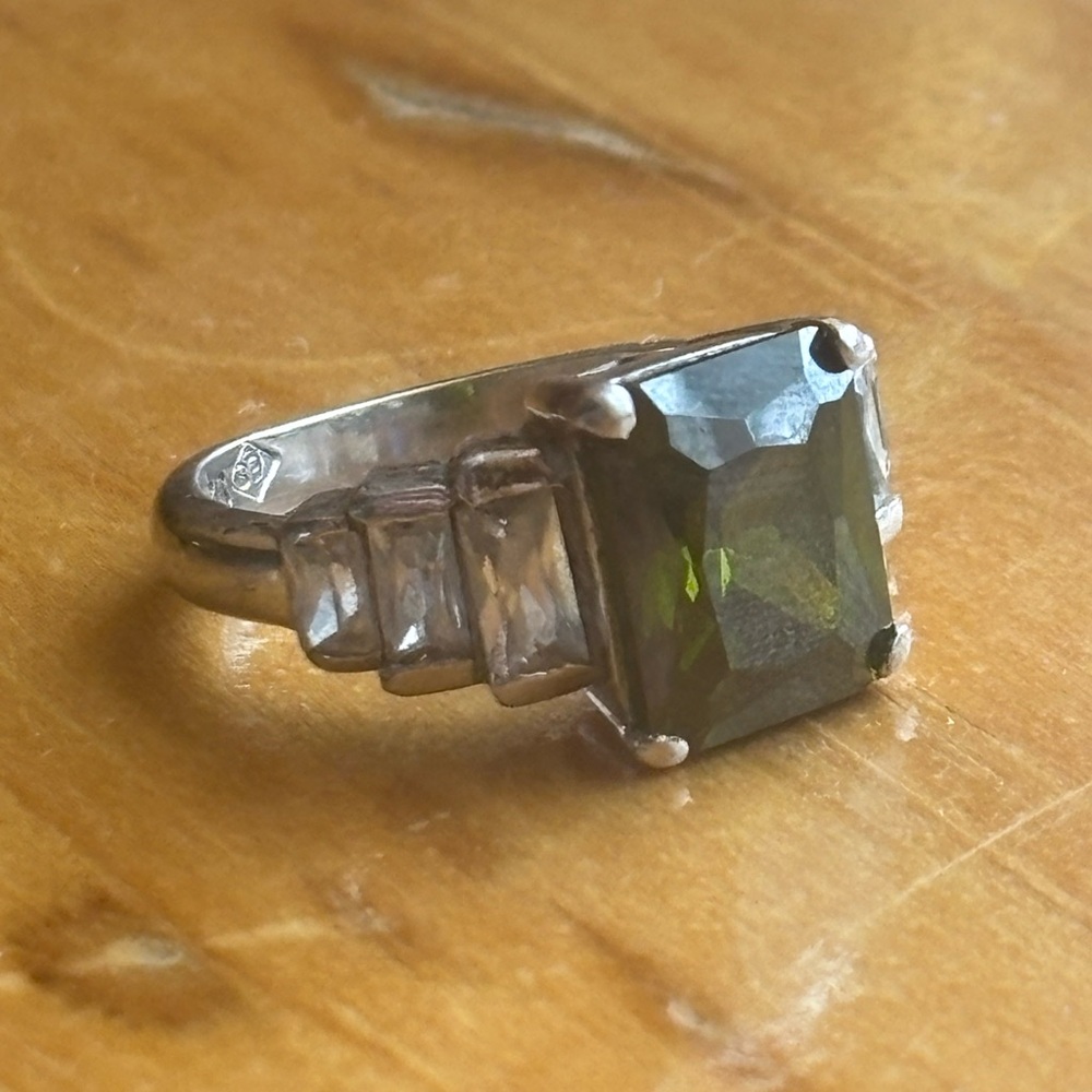 Men’s Sz 7-Vintage Ring Sterling Silver 925 Green Stone
